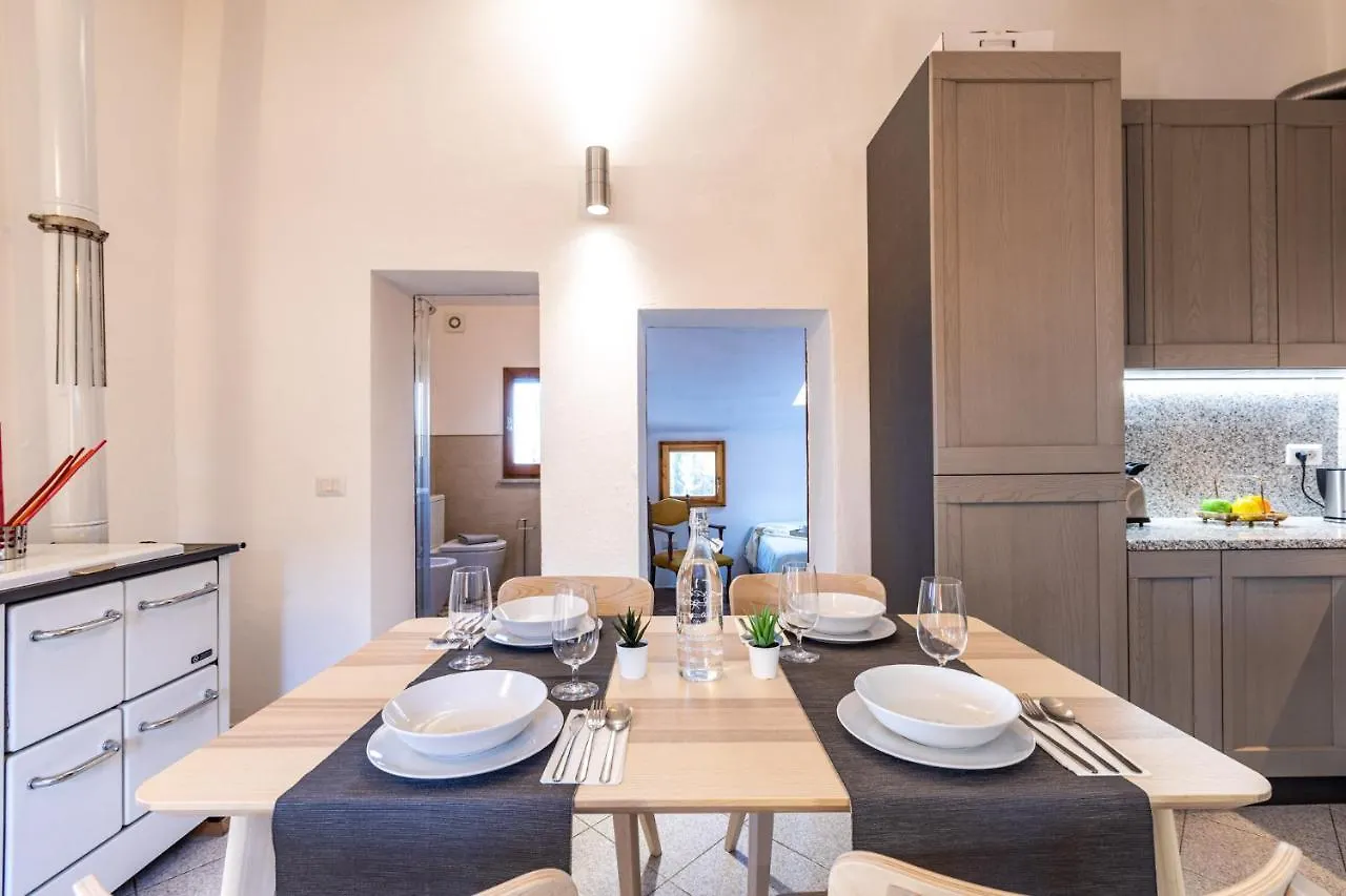 דירות לייטיקו Casa Anna 0*,  איטליה